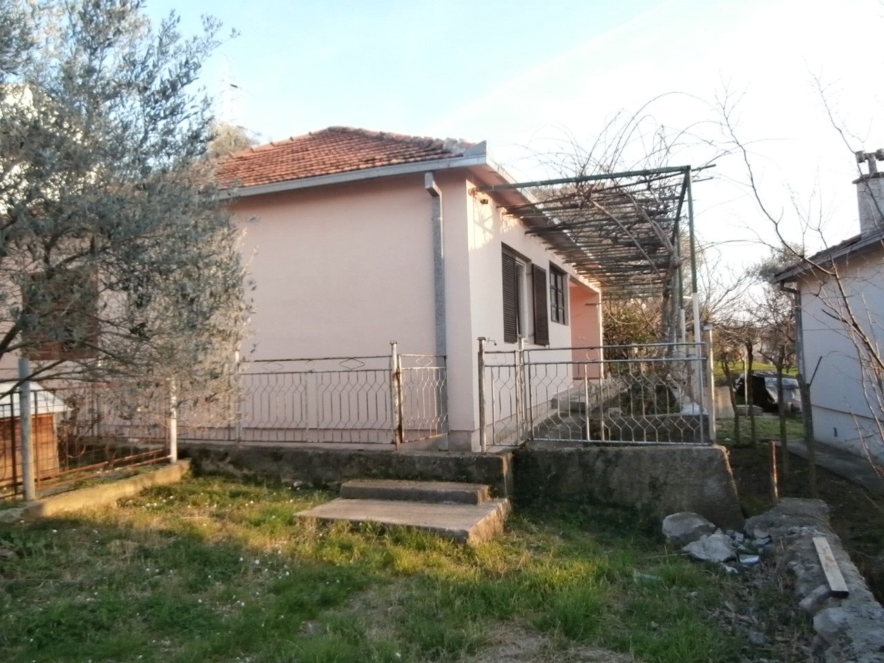 House in Bar, Montenegro, 138 m² - picture 1