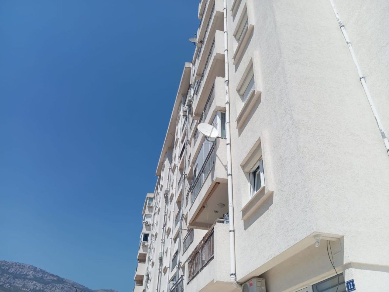 Flat in Bar, Montenegro, 83 m² - picture 2