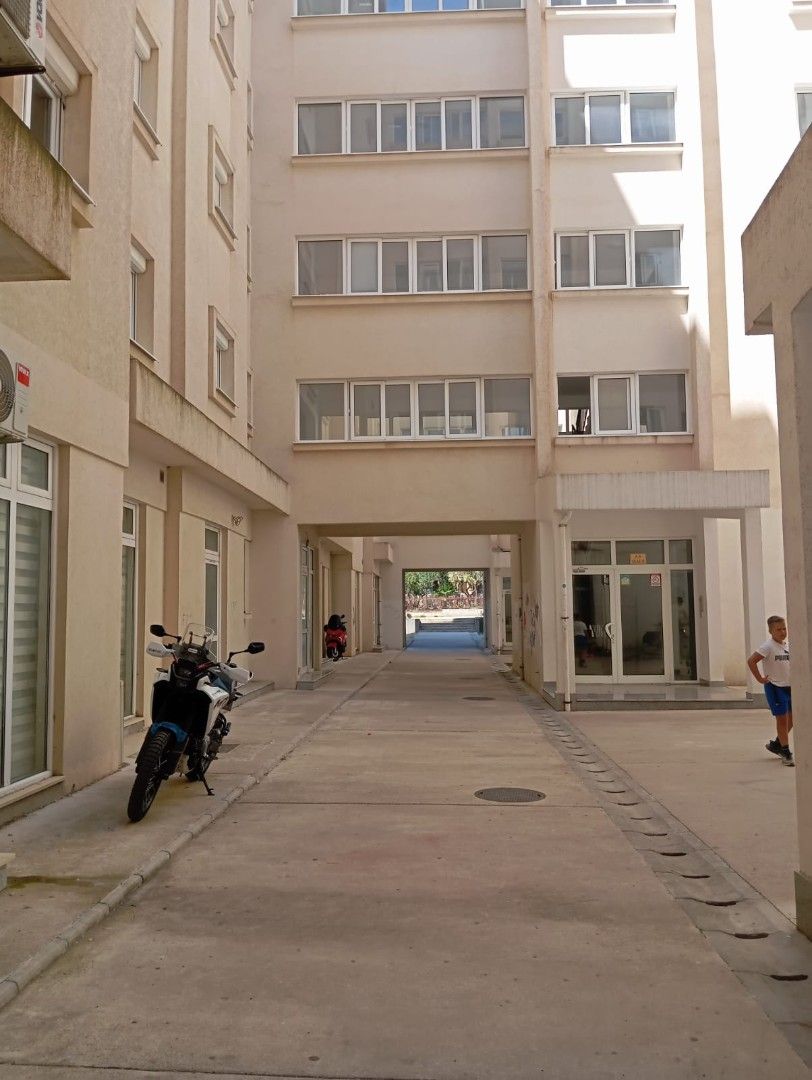 Flat in Bar, Montenegro, 83 m² - picture 3