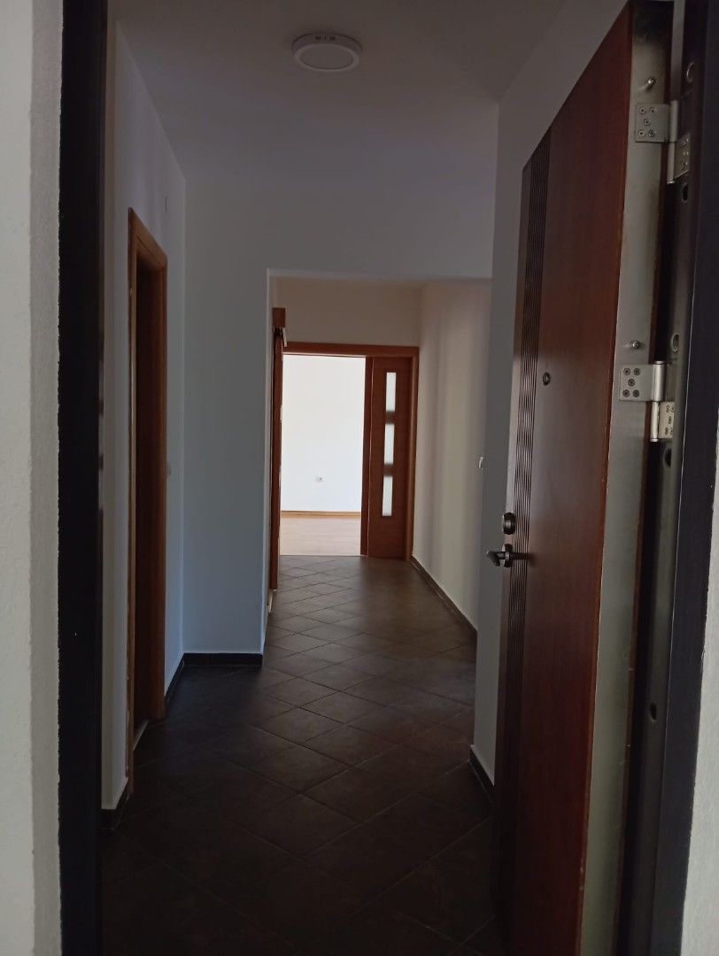 Flat in Bar, Montenegro, 83 m² - picture 14