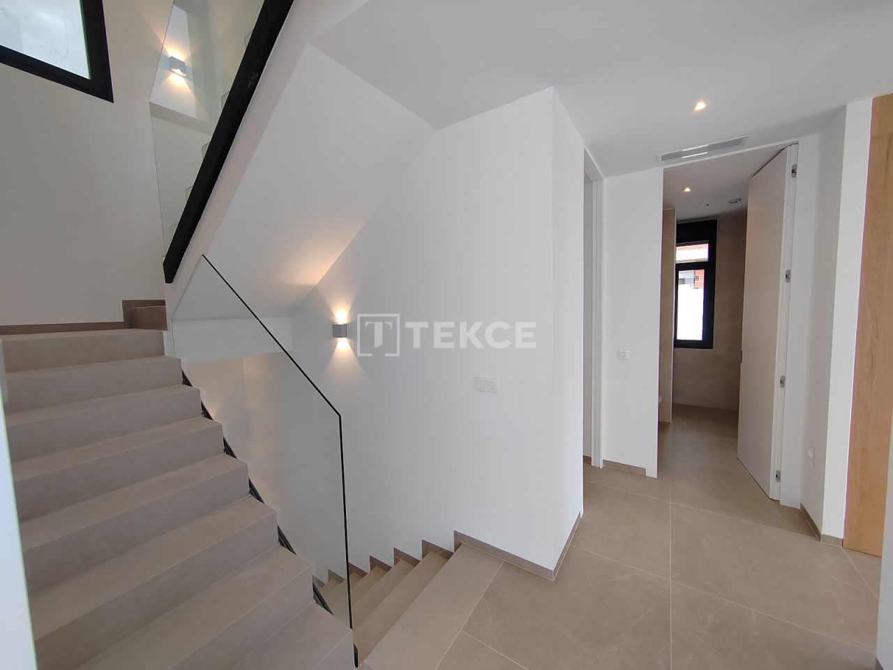 Villa in Alicante, Spanien, 275 m² - Foto 19