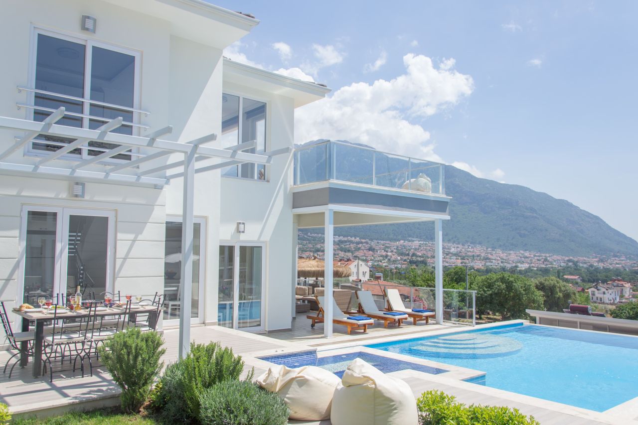 Villa in Fethiye, Turkey, 210 m² - picture 1