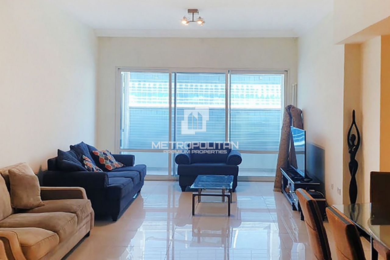 Apartamento en Dubái, EAU, 181 m² - imagen 1