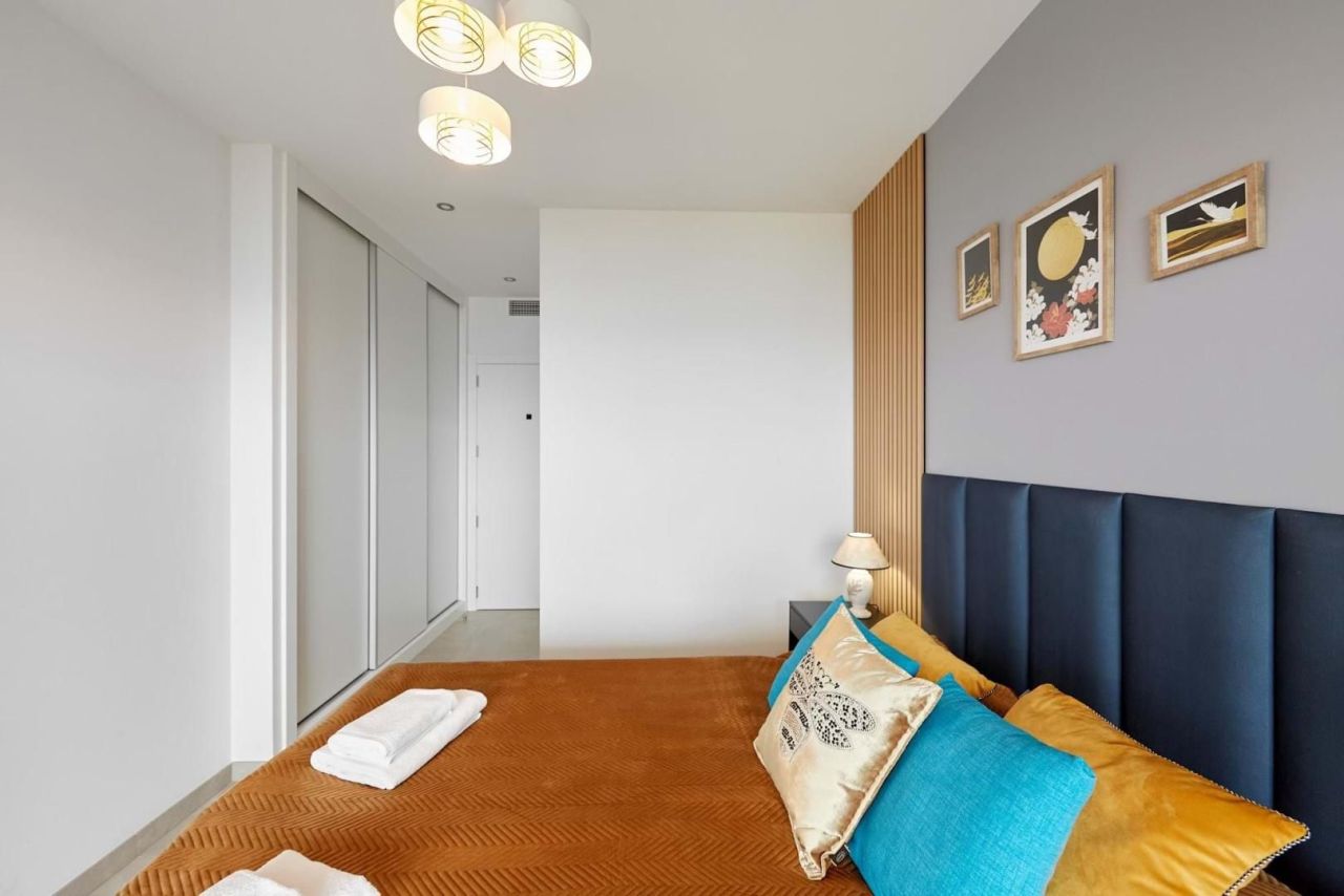 Piso en Benidorm, España, 118 m² - imagen 12