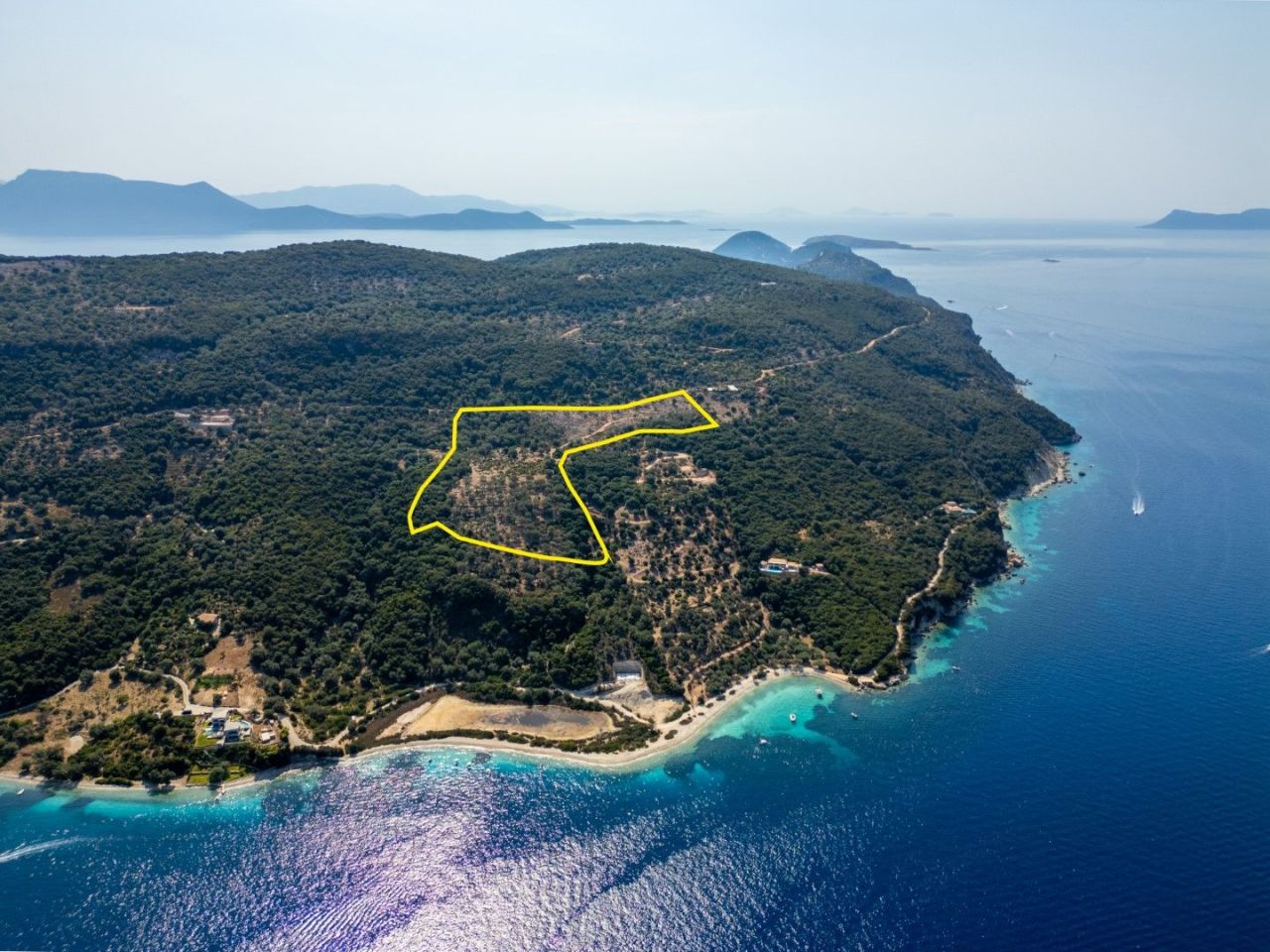 Land on Meganisi, Greece, 46 103 m² - picture 2