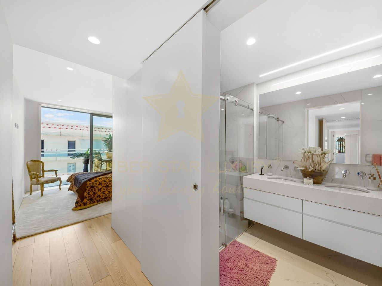 Apartment in Vila Nova de Gaia, Portugal, 135 m² - picture 13