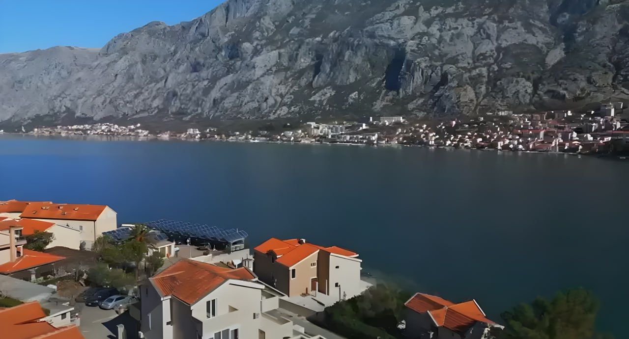 Villa à Prcanj, Monténégro, 500 m² - image 3