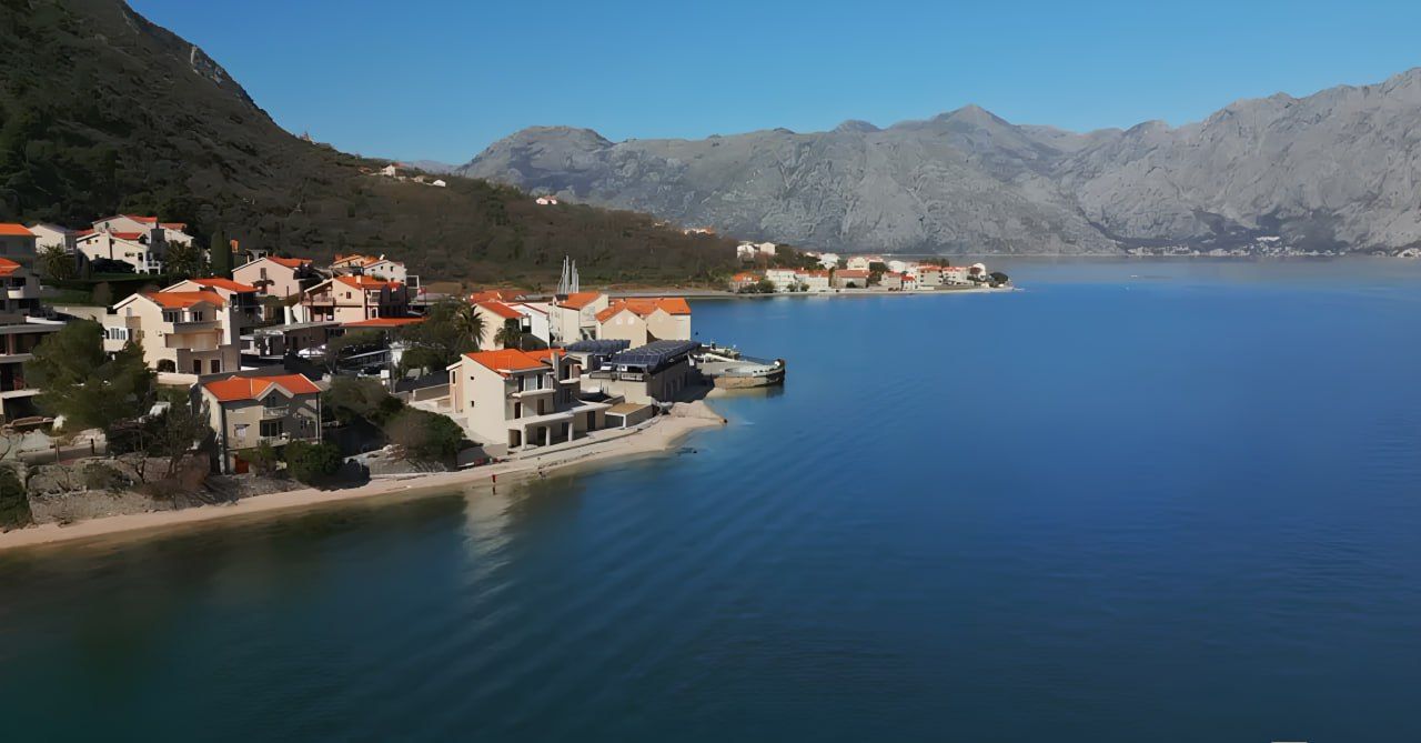 Villa à Prcanj, Monténégro, 500 m² - image 6