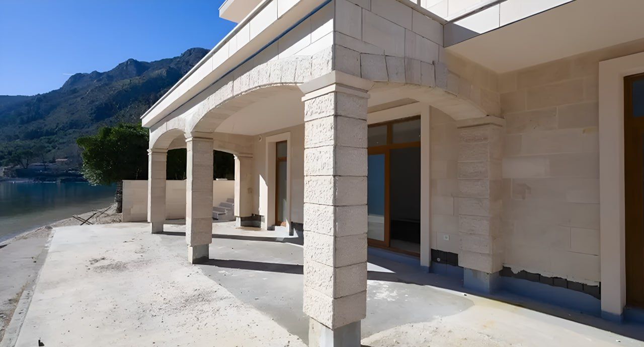 Villa à Prcanj, Monténégro, 500 m² - image 7