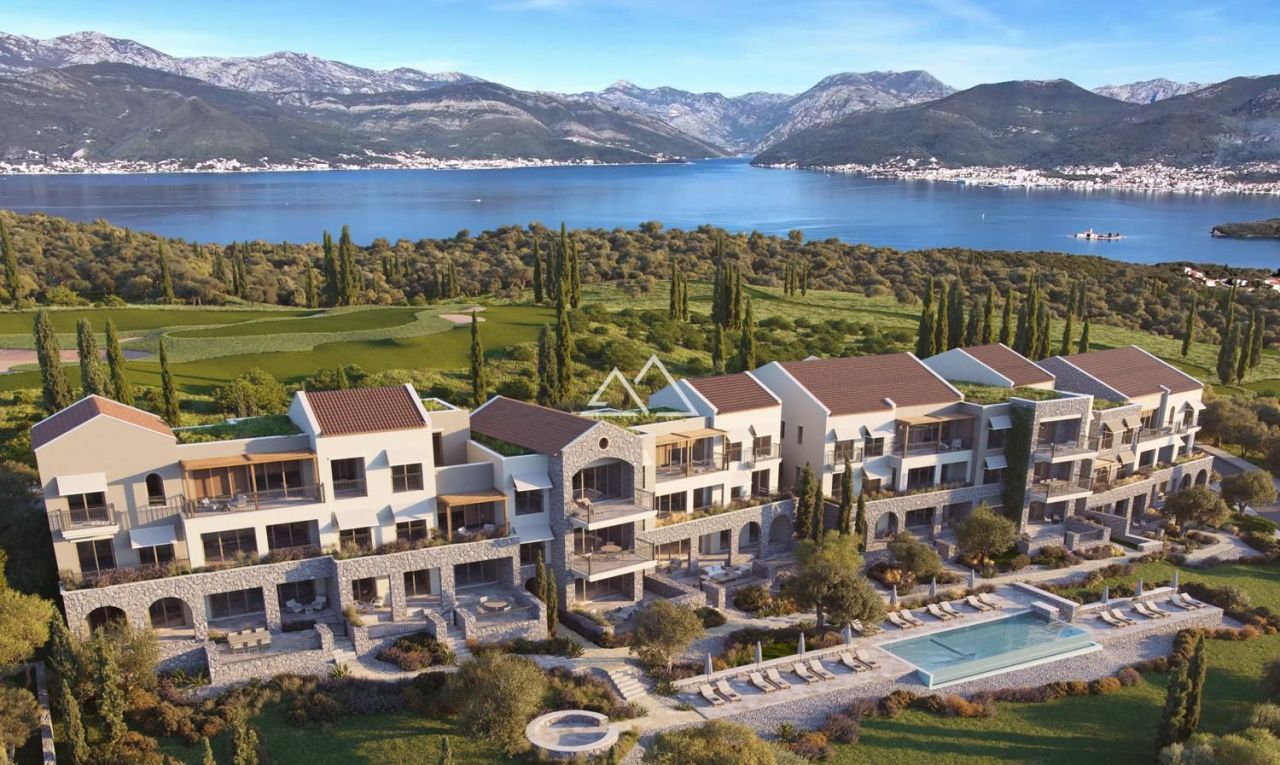 Apartment in Halbinsel Luštica, Montenegro, 163 m² - Foto 1