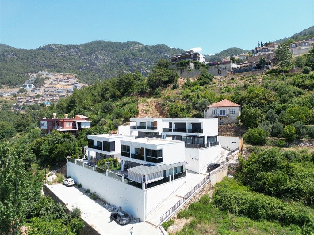 Villa à Alanya, Turquie, 157 m² - image 1