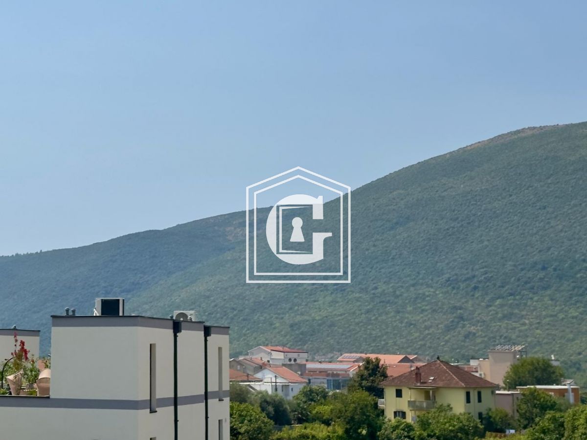 Townhouse a Lastva, Montenegro, 135 m² - foto 15