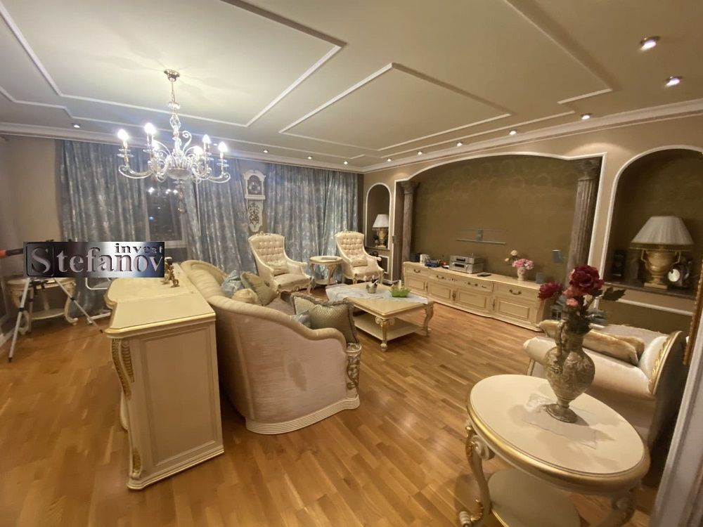 Piso en Varna, Bulgaria, 141 m² - imagen 2