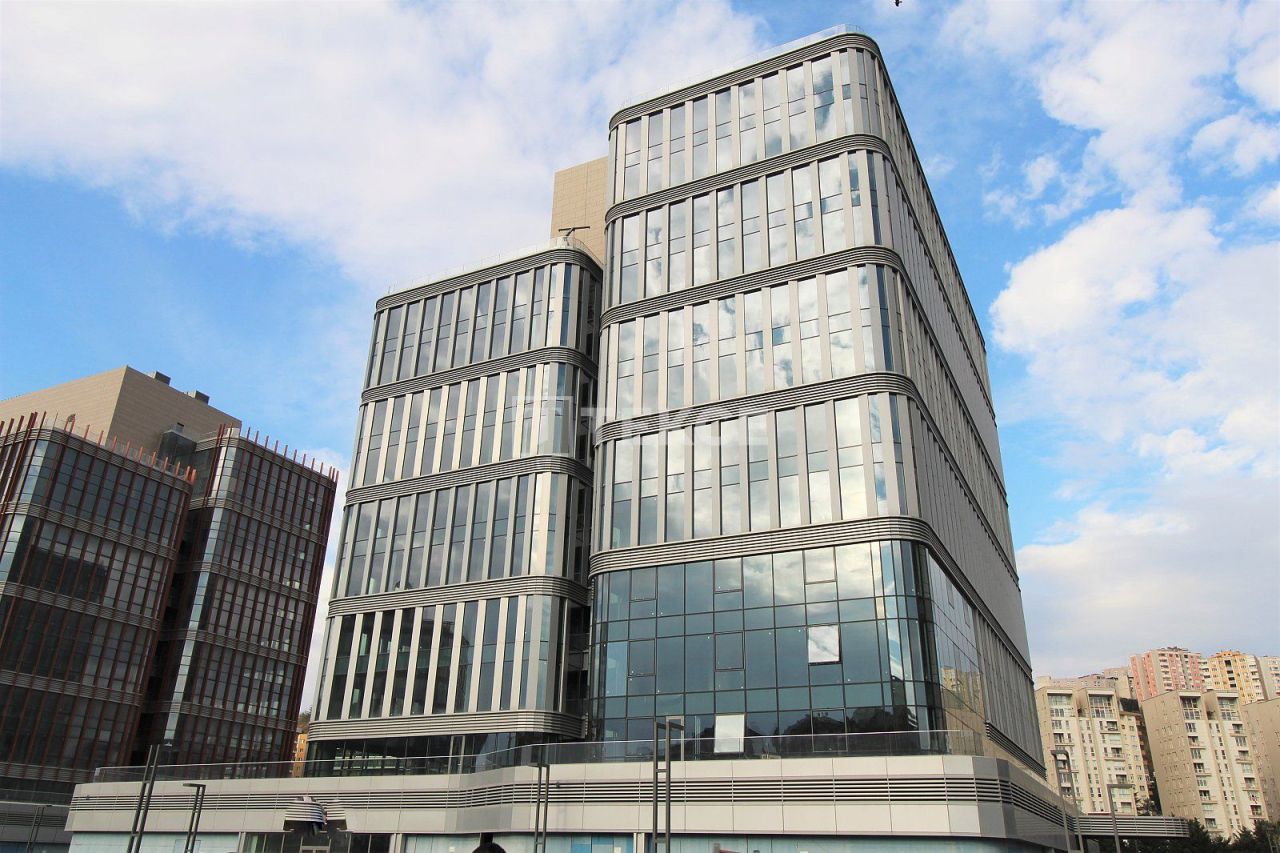 Tienda en Estambul, Turquia, 1 502 m² - imagen 5