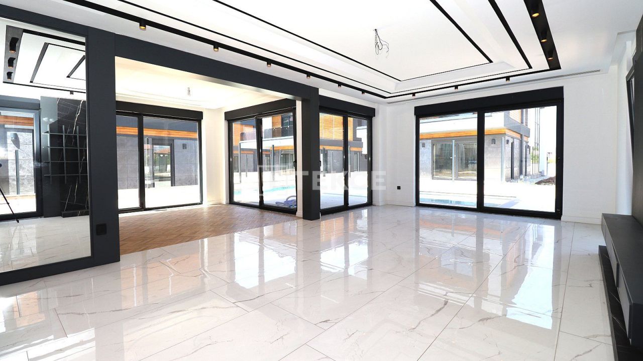 Villa a Antalya, Turchia, 320 m² - foto 14