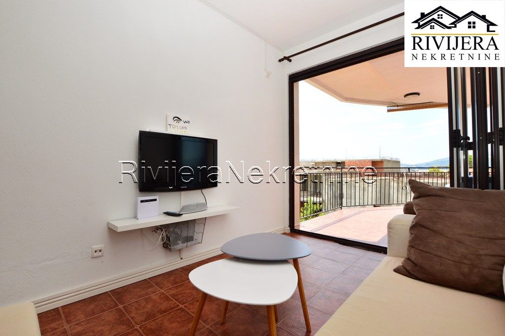 Piso en Herceg-Novi, Montenegro, 90 m² - imagen 3