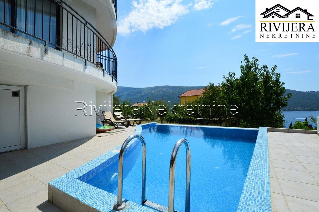 Piso en Herceg-Novi, Montenegro, 90 m² - imagen 16