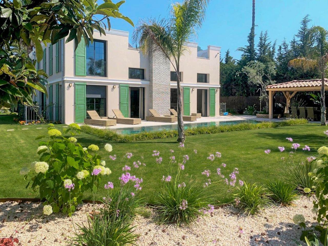 Villa en Antibes, Francia, 330 m² - imagen 1