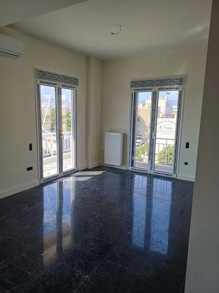 Piso en El Pireo, Grecia, 74 m² - imagen 1