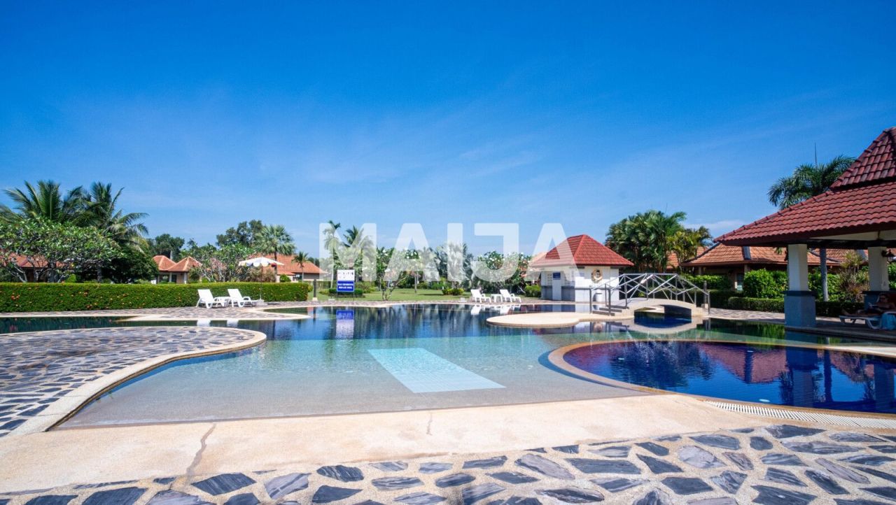 Villa in Rayong, Thailand, 100 m² - picture 1