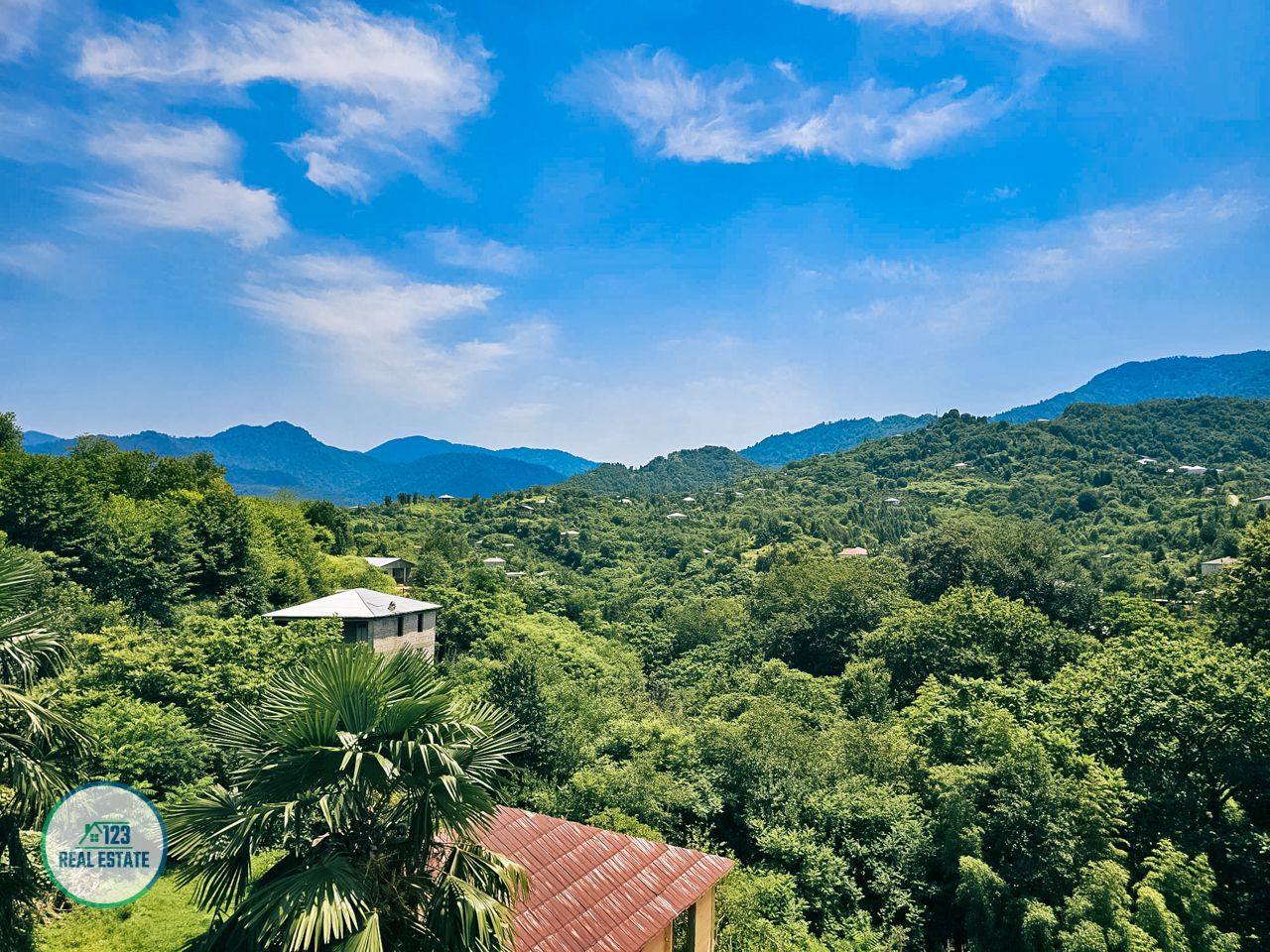 Casa en Batumi, Georgia, 250 m² - imagen 1