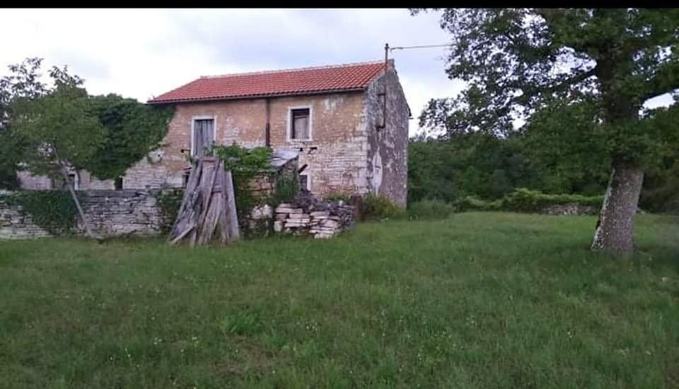 Casa en Oprtalj, Croacia, 1 m² - imagen 1