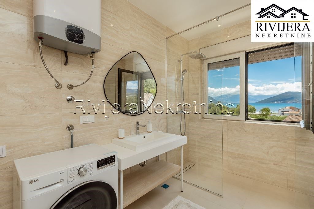 Flat in Igalo, Montenegro, 92 m² - picture 15