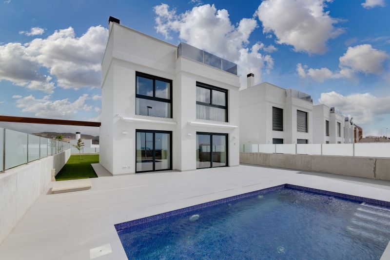 Villa à Alicante, Espagne, 120 m² - image 1