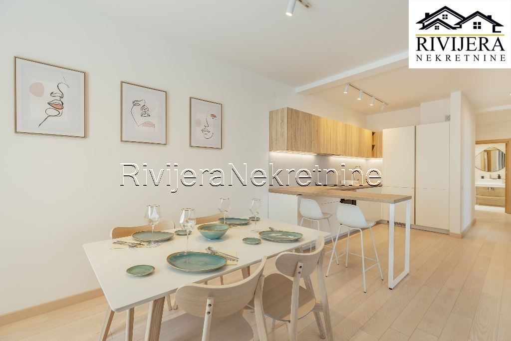 Flat in Igalo, Montenegro, 100 m² - picture 16