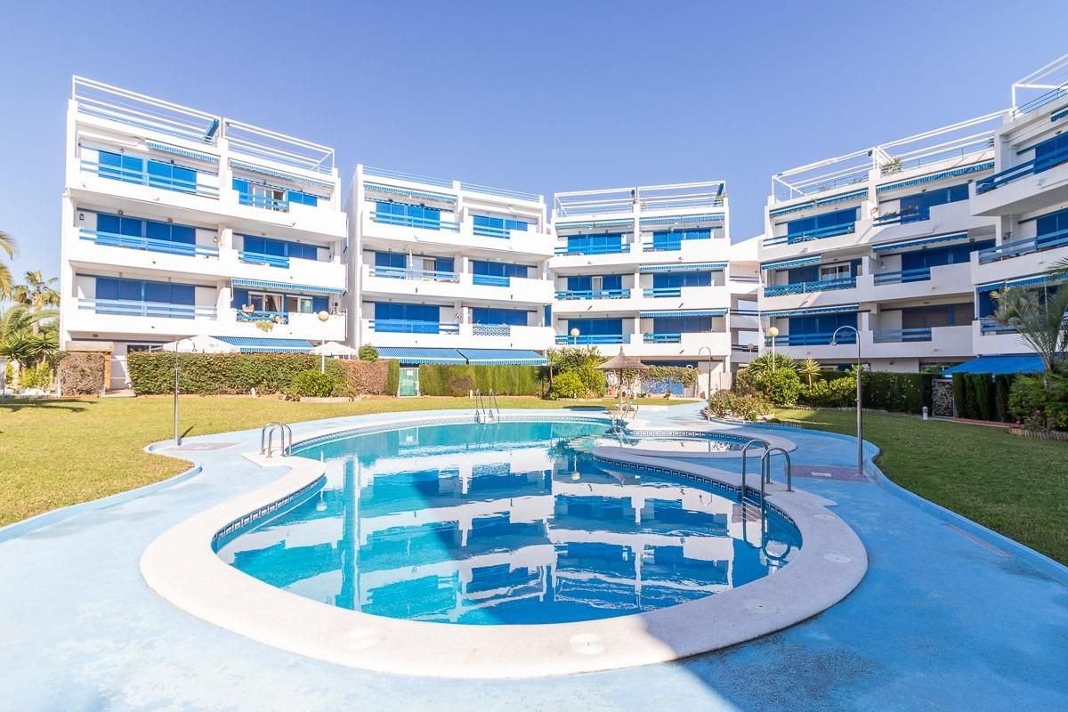 Appartement à Orihuela Costa, Espagne, 73 m² - image 1