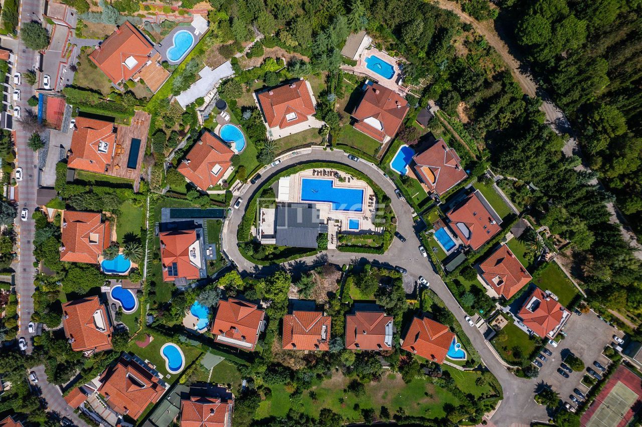 Villa à Istanbul, Turquie, 550 m² - image 3