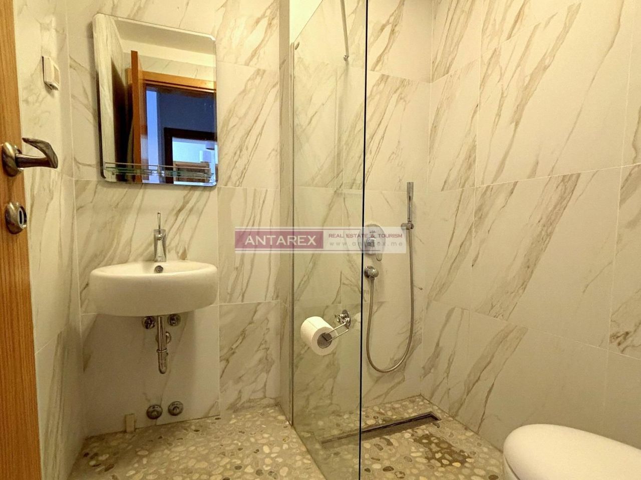 Apartment in Dobrota, Montenegro, 78 m² - Foto 9