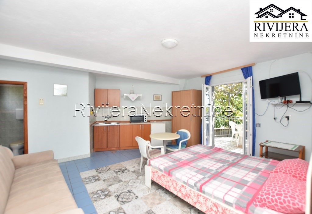 Casa en Herceg-Novi, Montenegro, 365 m² - imagen 14