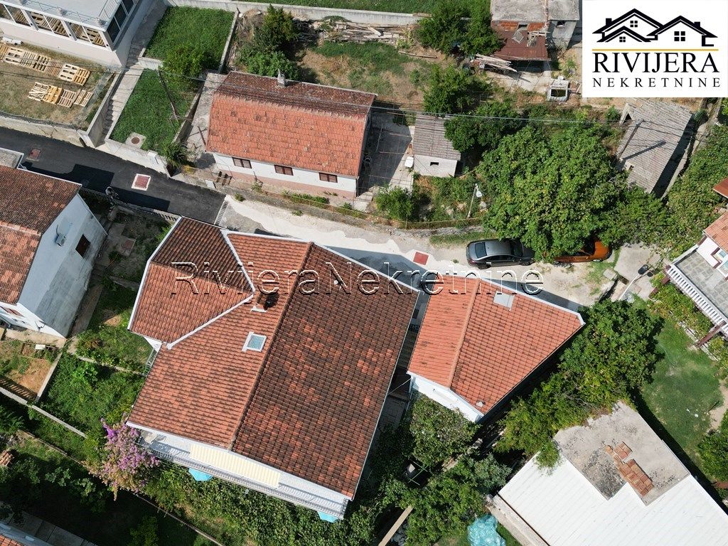 Casa en Herceg-Novi, Montenegro, 365 m² - imagen 6