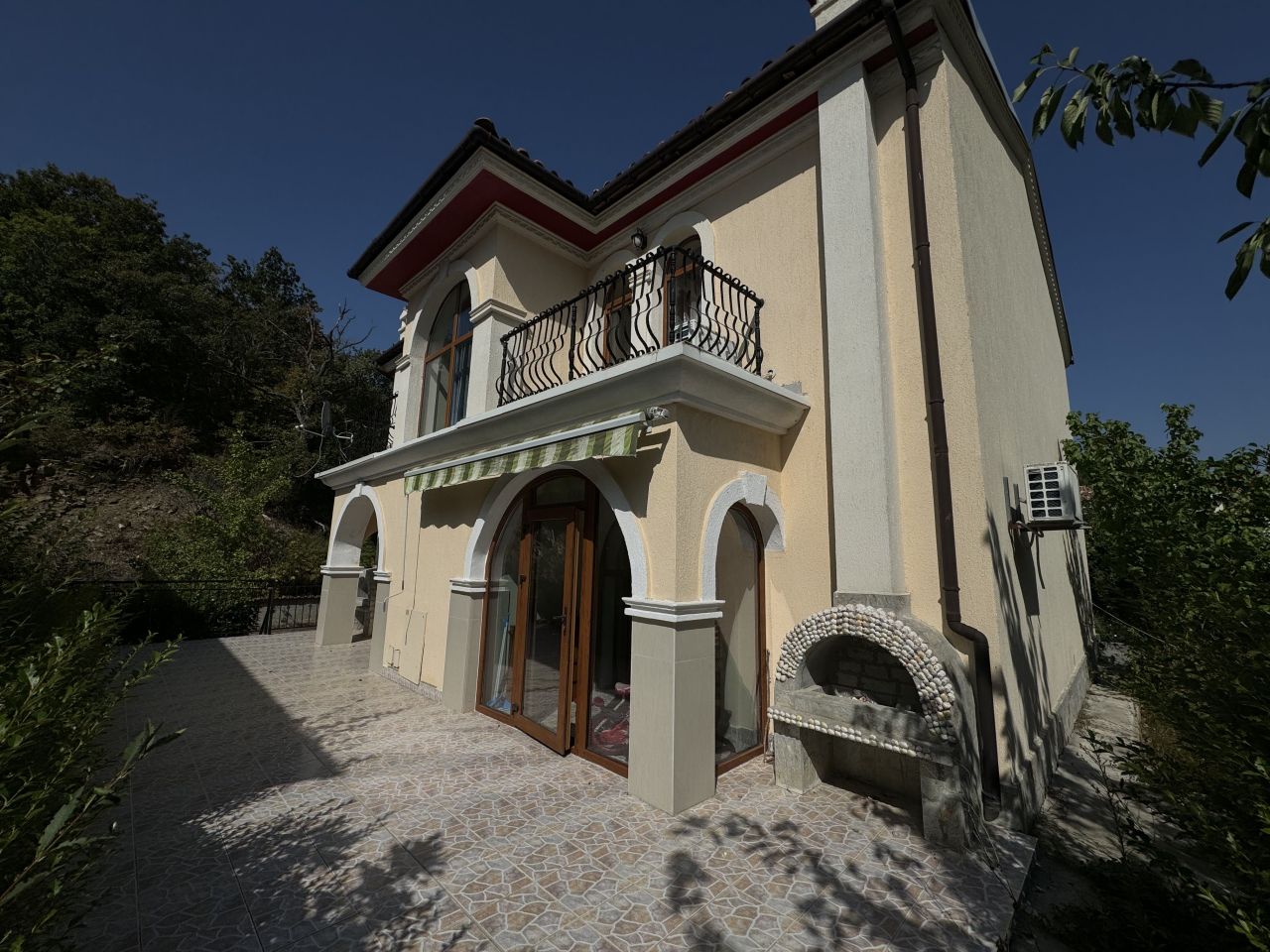 Villa in Elenite, Bulgarien, 217 m² - Foto 1