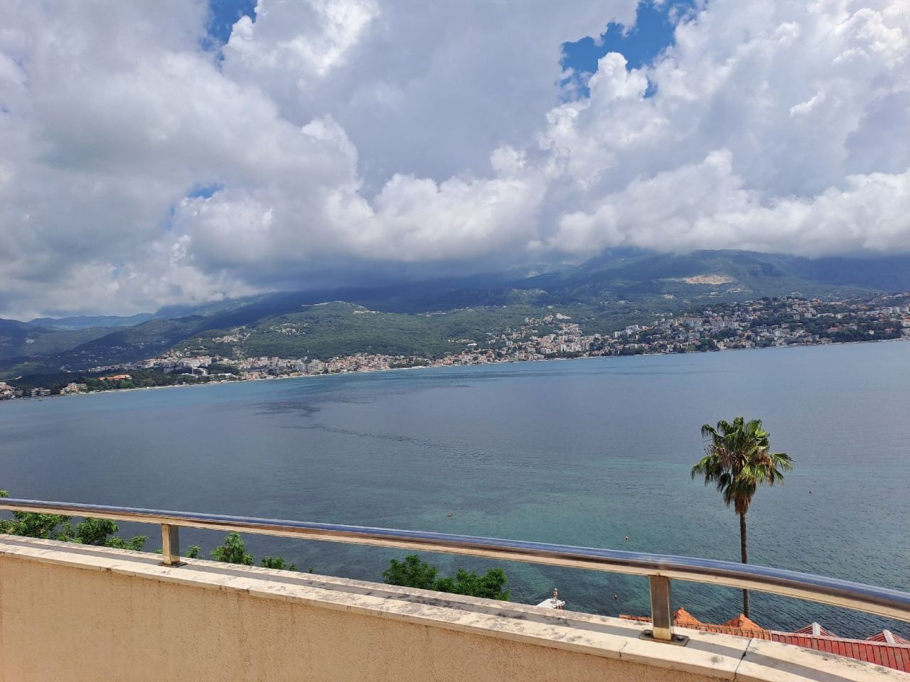 Ático en Herceg-Novi, Montenegro, 130 m² - imagen 5