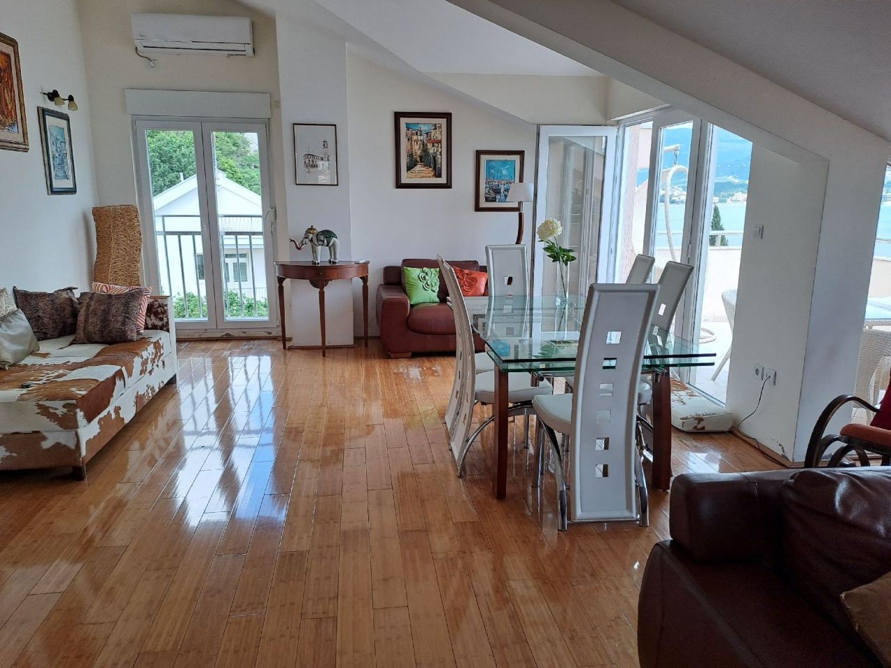 Ático en Herceg-Novi, Montenegro, 130 m² - imagen 11