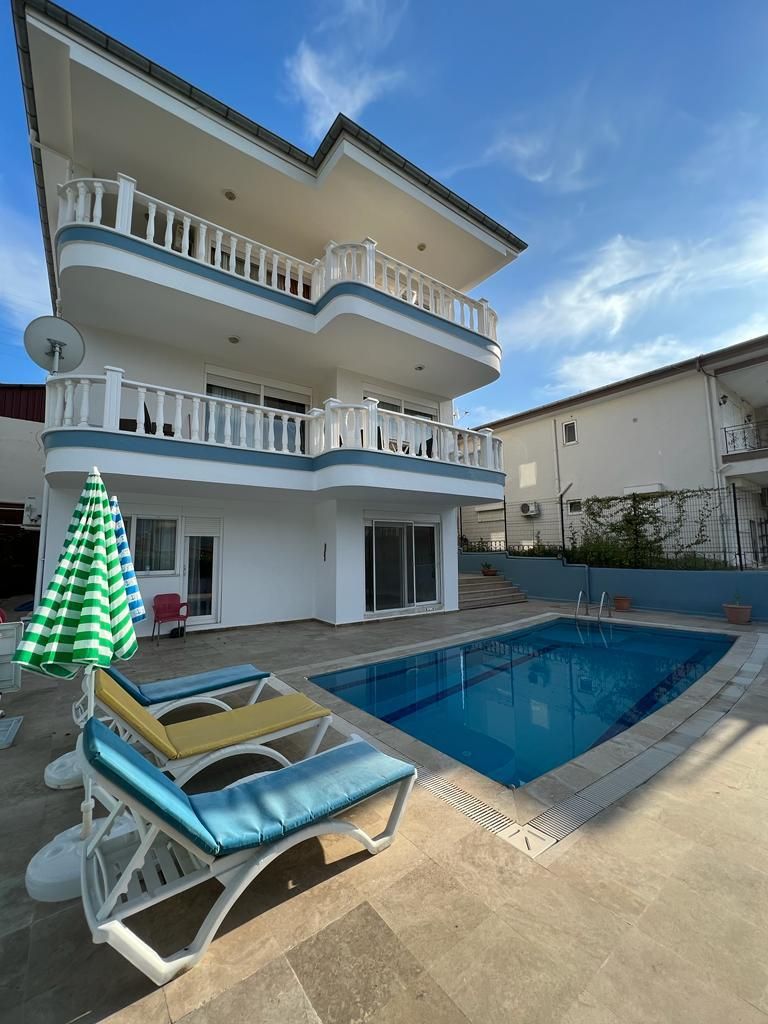 Villa en Alanya, Turquia, 270 m² - imagen 2