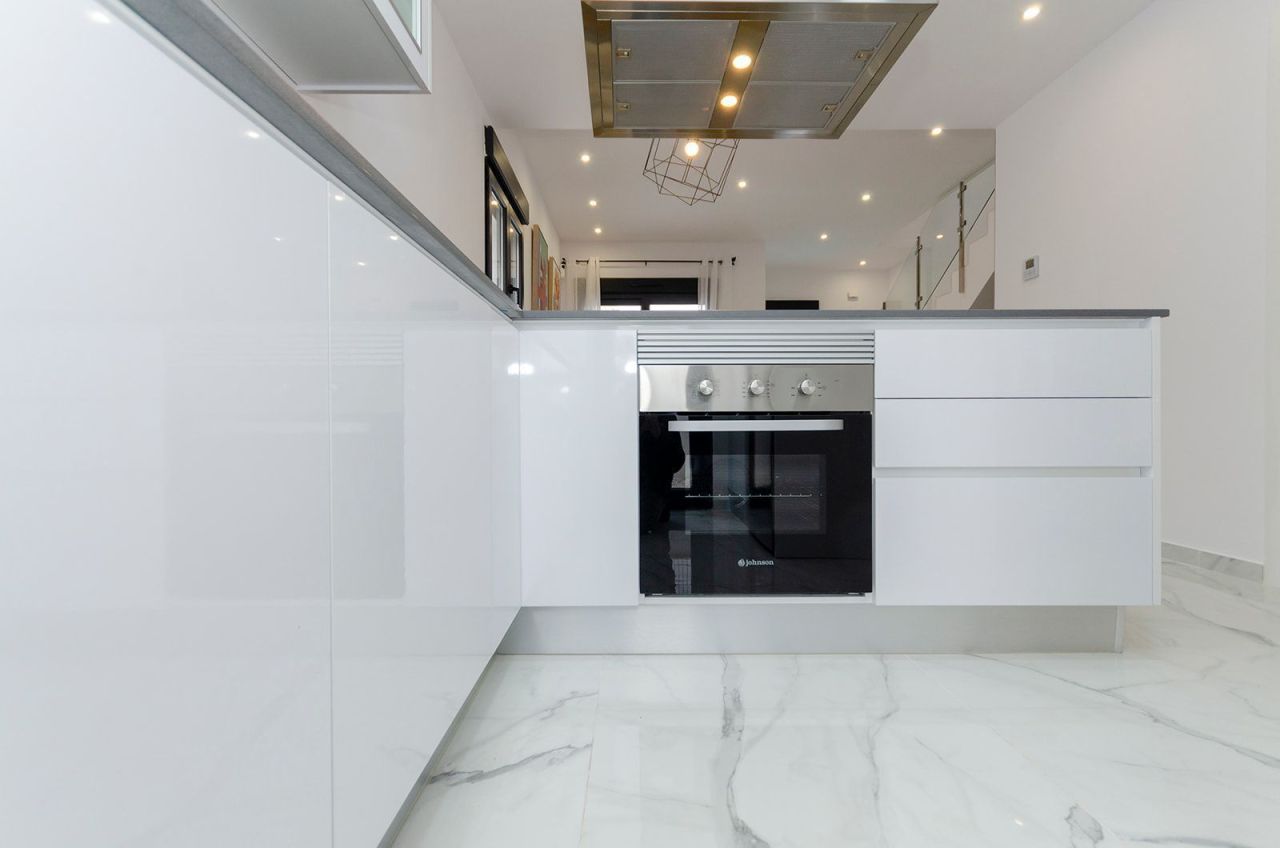 Villa à Torrevieja, Espagne, 116 m² - image 6