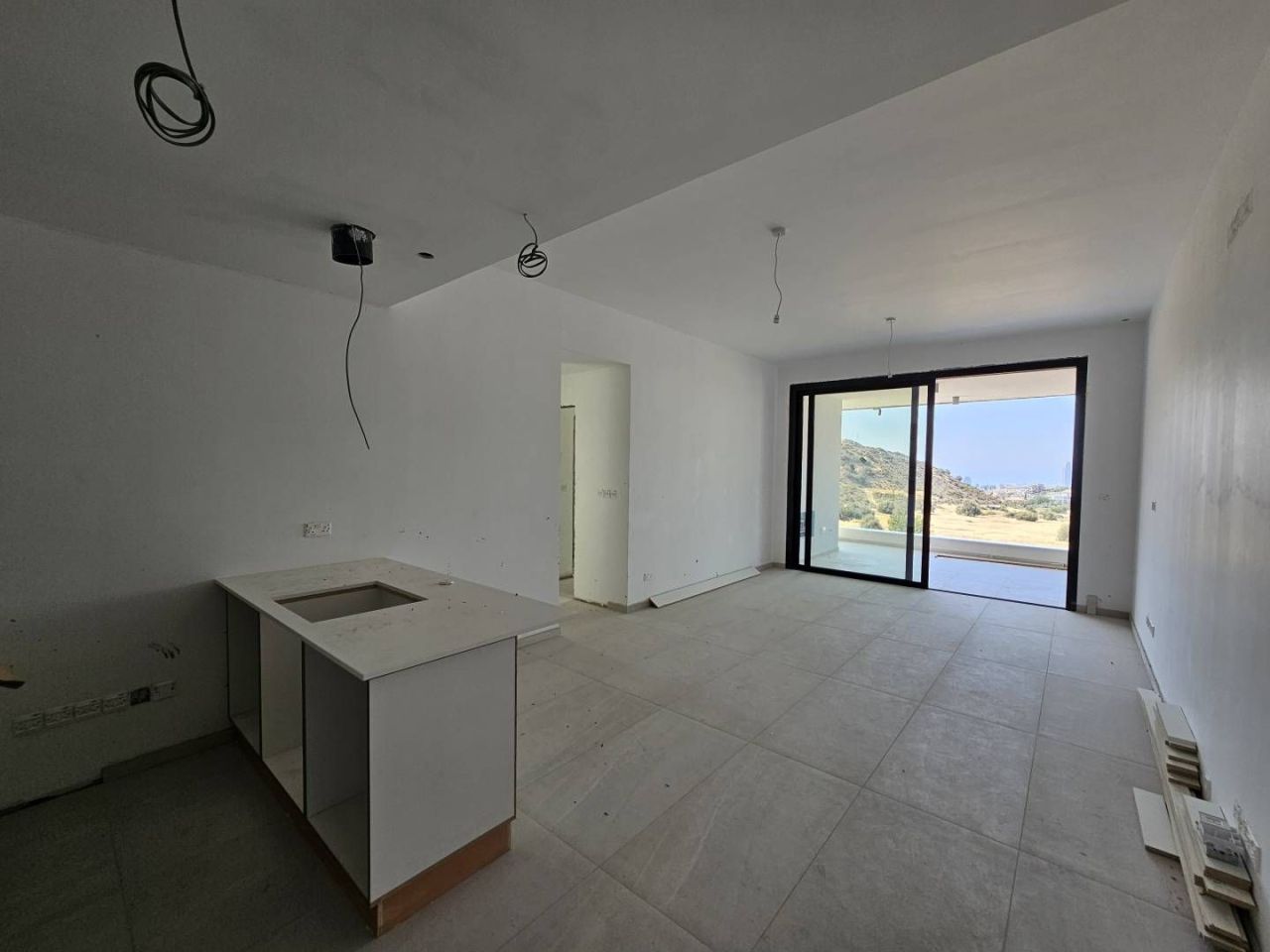 Flat in Germasogeia, Cyprus, 99 m² - picture 2