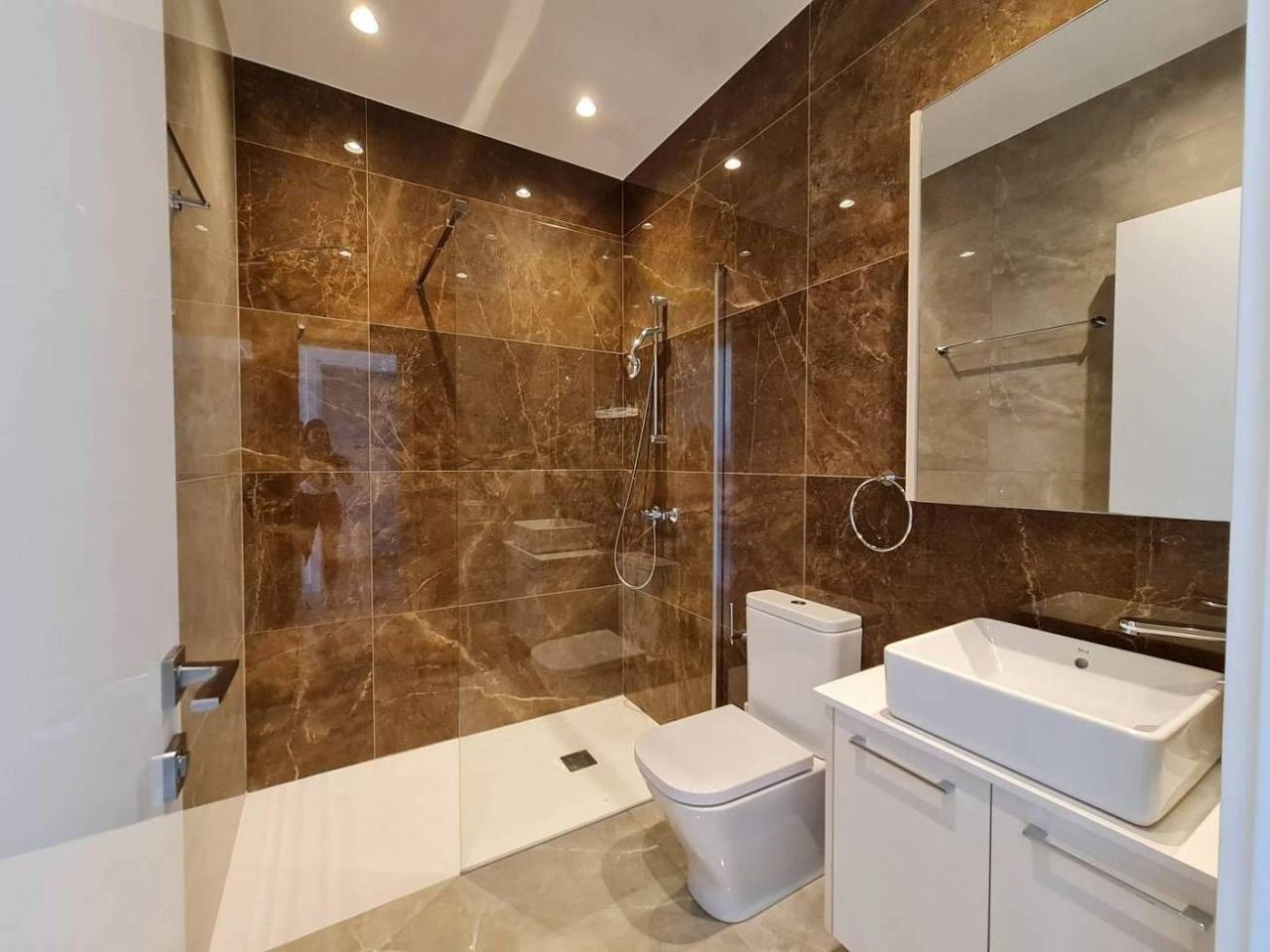 Appartamento a Germasogeia, Cipro, 120 m² - foto 6