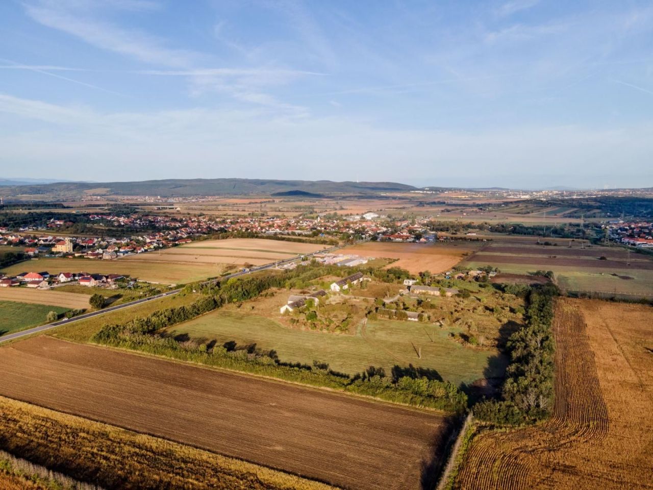 Land Kópháza, Hungary, 410 000 m² - picture 1