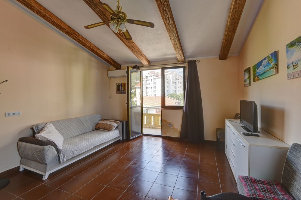 Wohnung in Sutomore, Montenegro, 65 m² - Foto 1