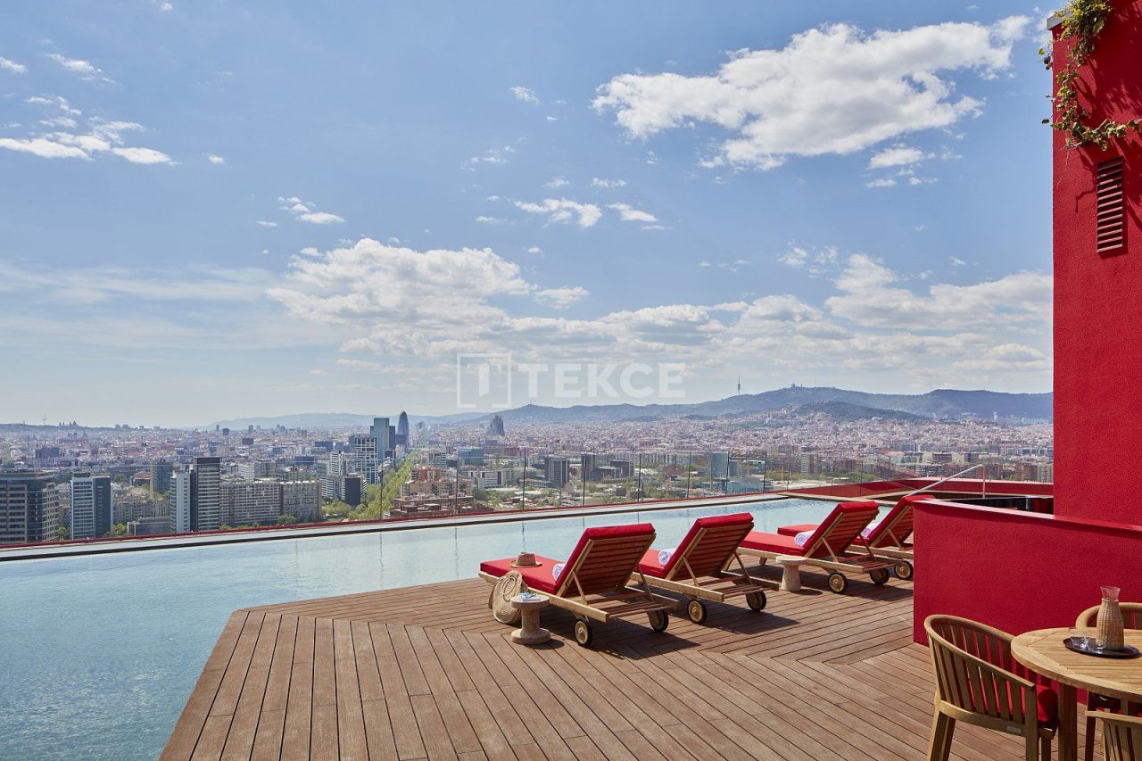 Apartment in Barcelona, Spain, 127 m² - picture 1