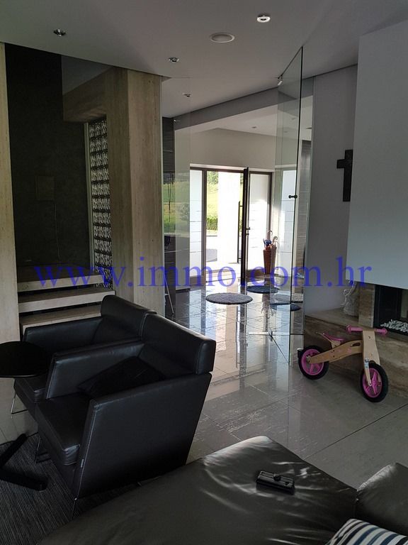 Proprietà commerciale a Tuheljske Toplice, Croazia, 700 m² - foto 4