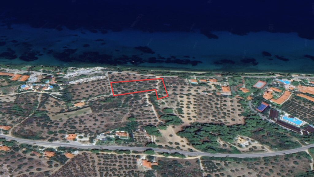 Grundstück in Chalkidiki, Griechenland, 4 462 m² - Foto 1