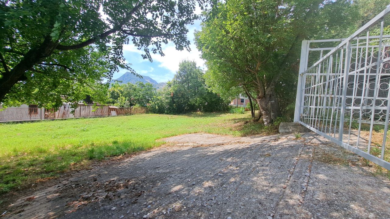 Terrain à Sutomore, Monténégro, 301 m² - image 1