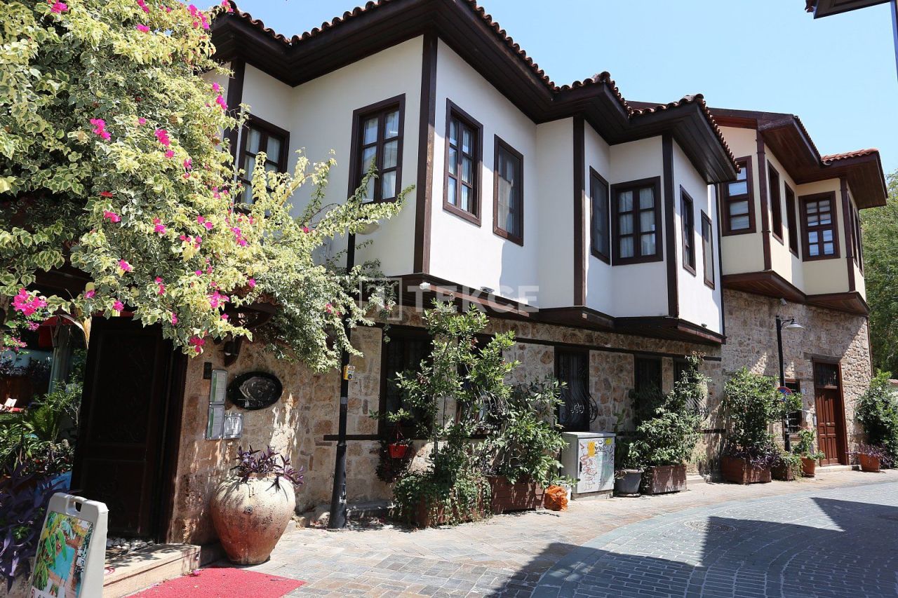 Villa en Antalya, Turquia, 196 m² - imagen 1