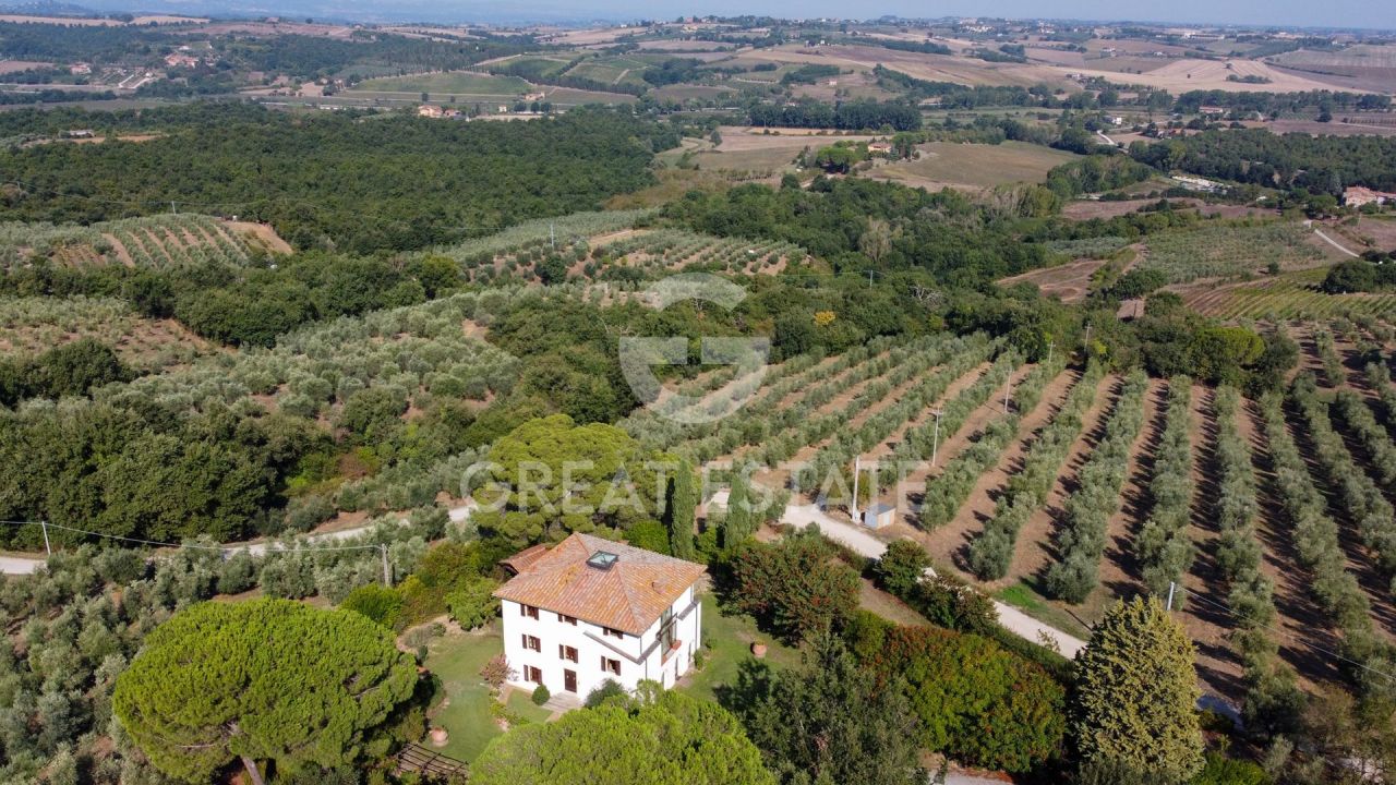 Haus in Paciano, Italien, 1 793.45 m² - Foto 1