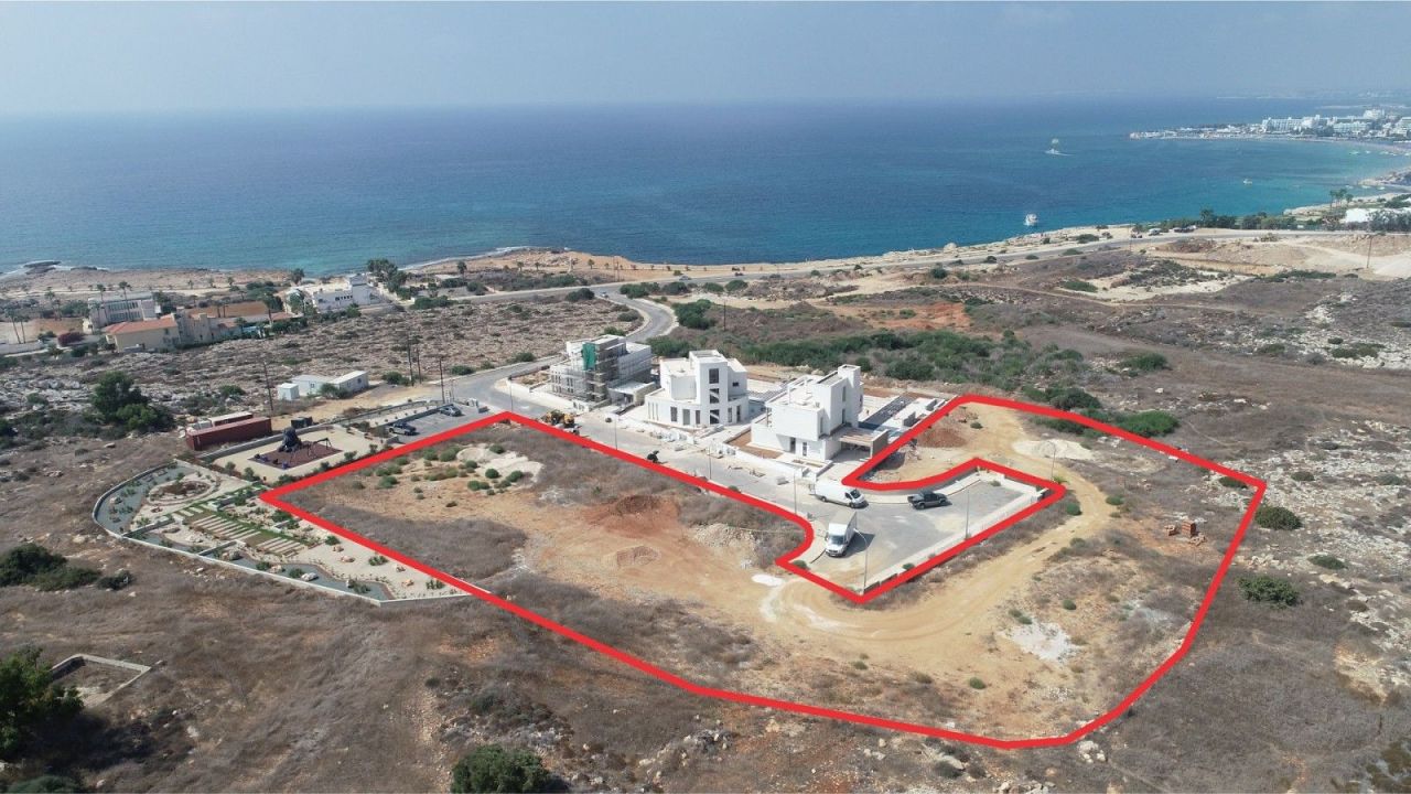 Terrain à Protaras, Chypre, 1 000 m² - image 1